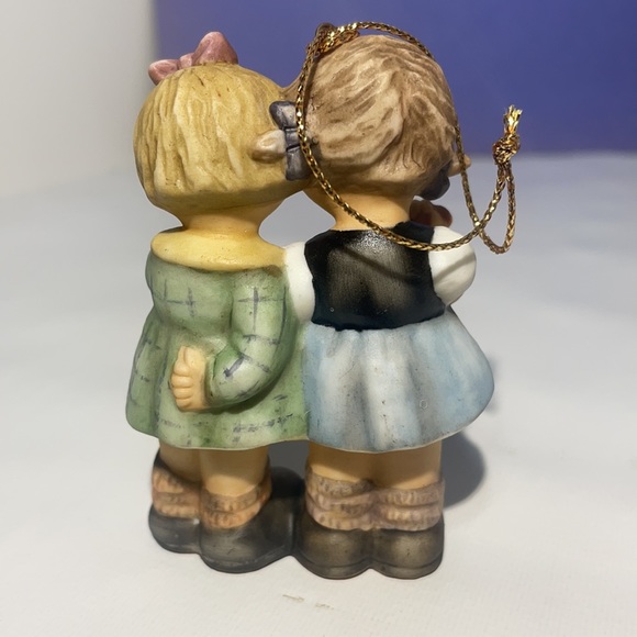 3 Vintage 1999 Goebel Berta Hummel Ceramic Christmas Ornament Figurines - Picture 5 of 9